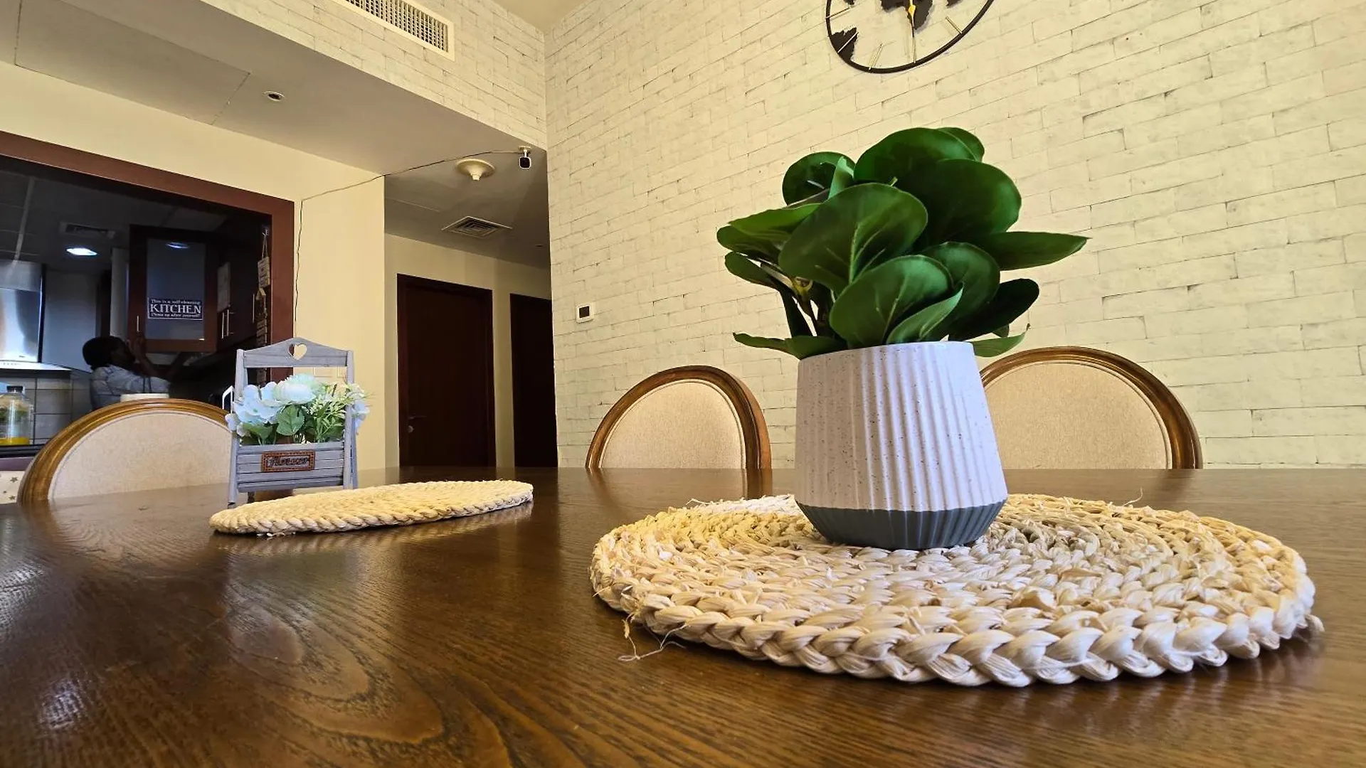 1 World, Premium Hostel, Jbr, Near Metro And Beach Dubai Apartment
