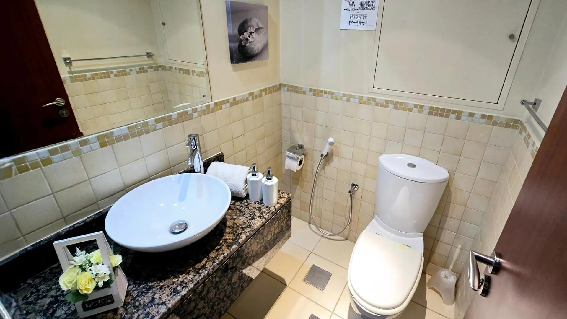 1 World, Premium Hostel, Jbr, Near Metro And Beach Dubai Apartment